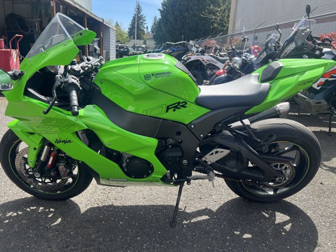 2024 Kawasaki Ninja® ZX™-10RR ABS photo 2