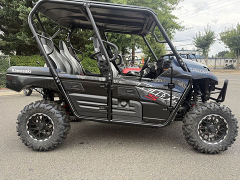 2025 Kawasaki Teryx4™ S LE photo 2