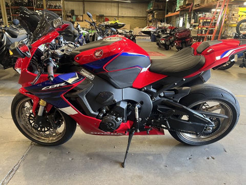 2022 Honda CBR1000RR photo 2