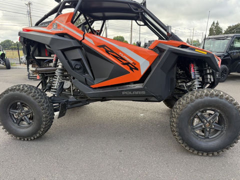 2023 Polaris RZR Turbo R Ultimate photo 4