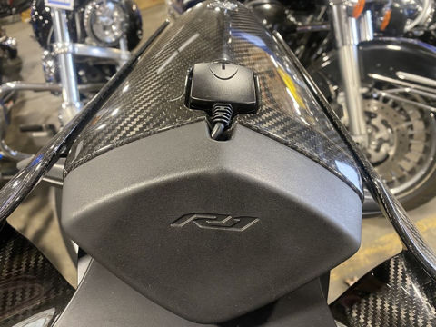 2024 Yamaha YZF-R1M photo 10