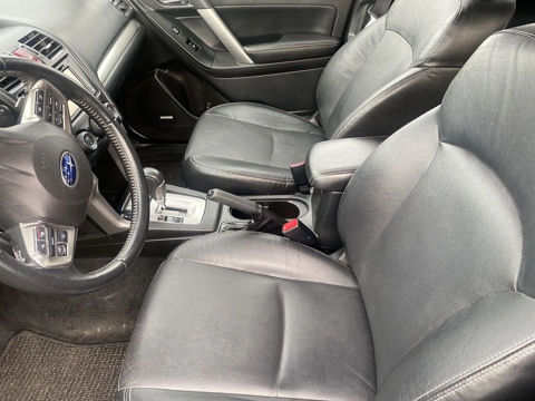 2014 Subaru Forester photo 5