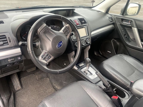 2014 Subaru Forester photo 4