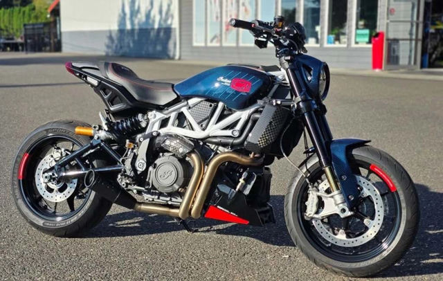 2024 Indian Motorcycle Motorcycle® FTR x 100% R Carbon Blue Candy Carbon