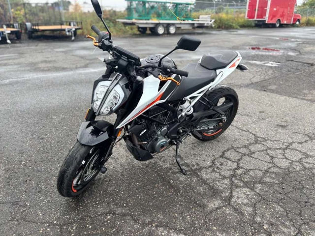 2022 KTM 390 Duke