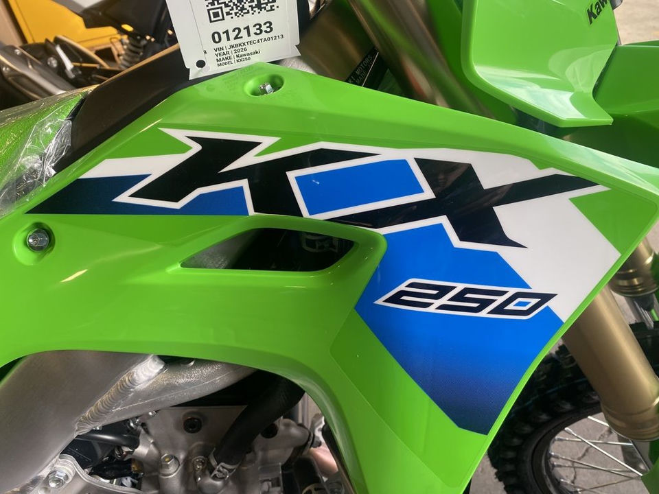 2026 Kawasaki KX™250 photo 2