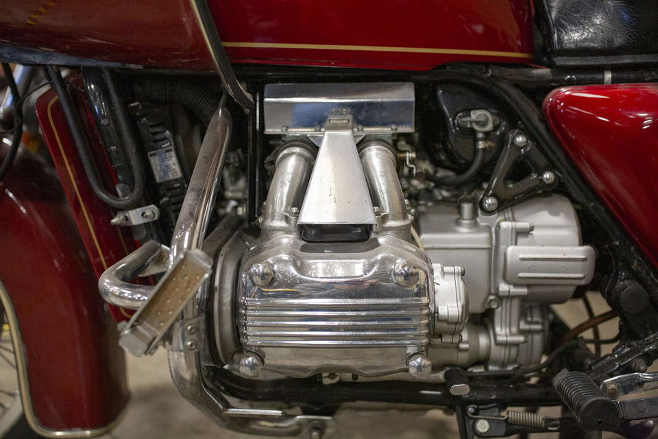 1975 Honda Goldwing photo 8