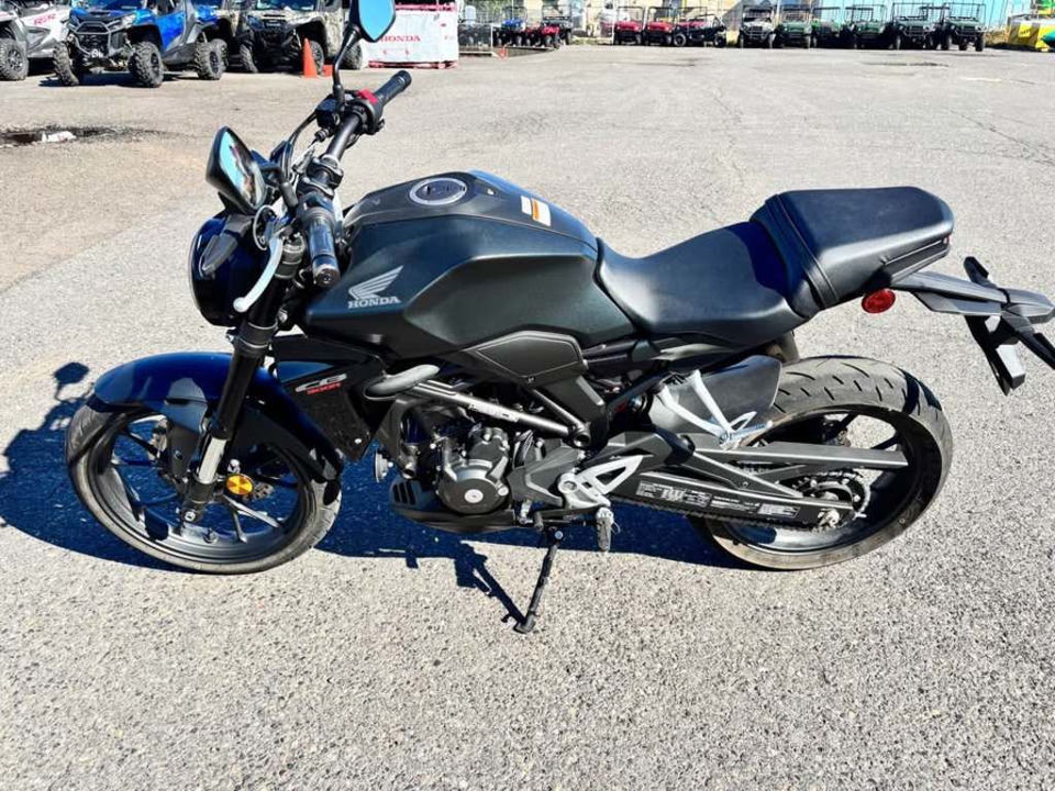 2023 Honda CB300R photo 2