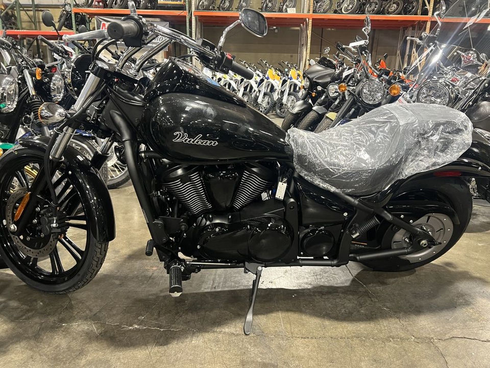 2026 Kawasaki Vulcan® 900 Custom photo 1